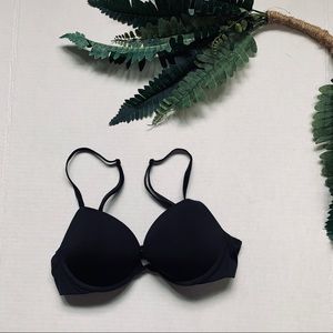 Victoria’s Secret padded plunge bra black size 32B
